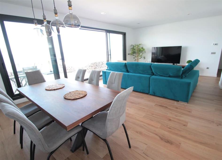 Luxurious Penthouse With Huge Panoramic Terrace Appartement San Roque  Buitenkant foto