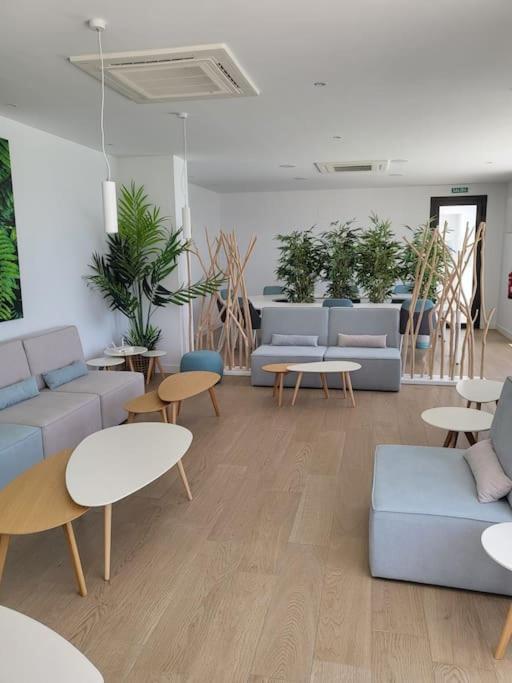 Luxurious Penthouse With Huge Panoramic Terrace Appartement San Roque  Buitenkant foto