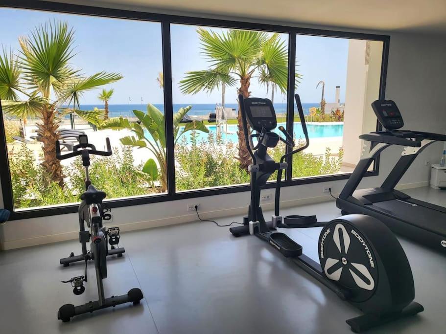 Luxurious Penthouse With Huge Panoramic Terrace Appartement San Roque  Buitenkant foto